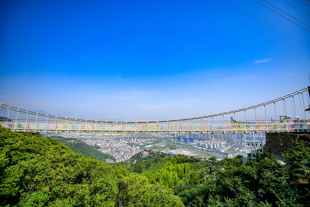 万泰橡塑2023团建-步步惊心